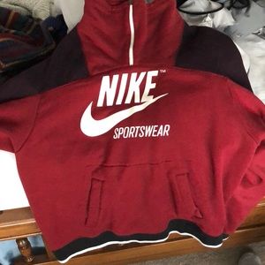 Nike pullover